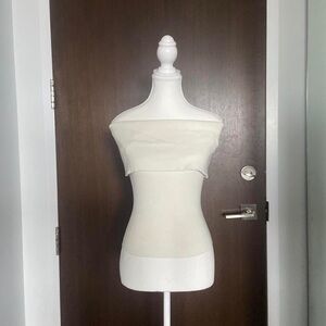 Wilfred Nola shortsleeve off the shoulder sweater